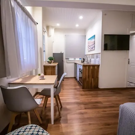 Apartahotel Levkosh At Lefkada's Heart *