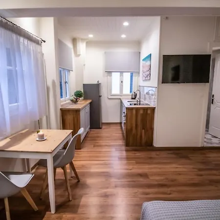 Apartahotel Levkosh At Lefkada's Heart Lefkáda